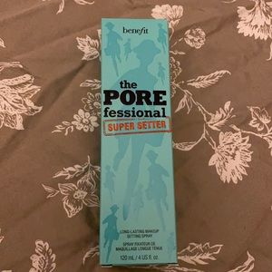 Brand new benefit porefessional super setter spray